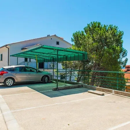 Apartment With A Parking Space Rabac, Labin - 7621 Rabac