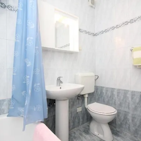 Apartment With Parking Space Rabac, Labin - 7621 *