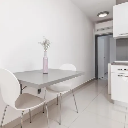 With Parking Space Rabac, Labin - 7621 Апартаменты *